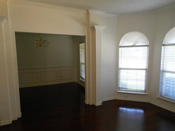 3rd image of 3411 Palmtree Dr