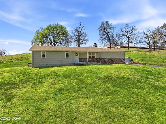 3rd image of 577 McNatt Rd