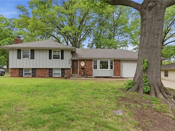 6316 Hedges Ave, Raytown, MO 64133