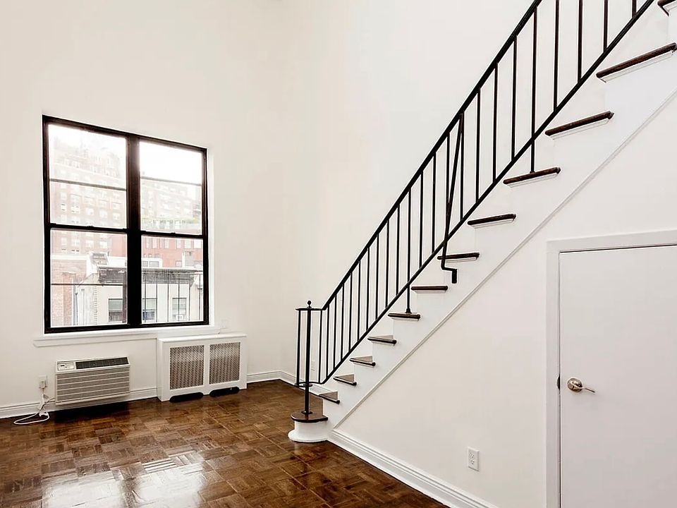 1st image of 255 W 14th St APT 6E