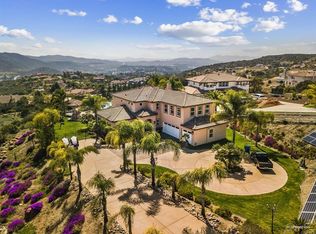 15325 Creek Hills Rd, El Cajon, CA 92021