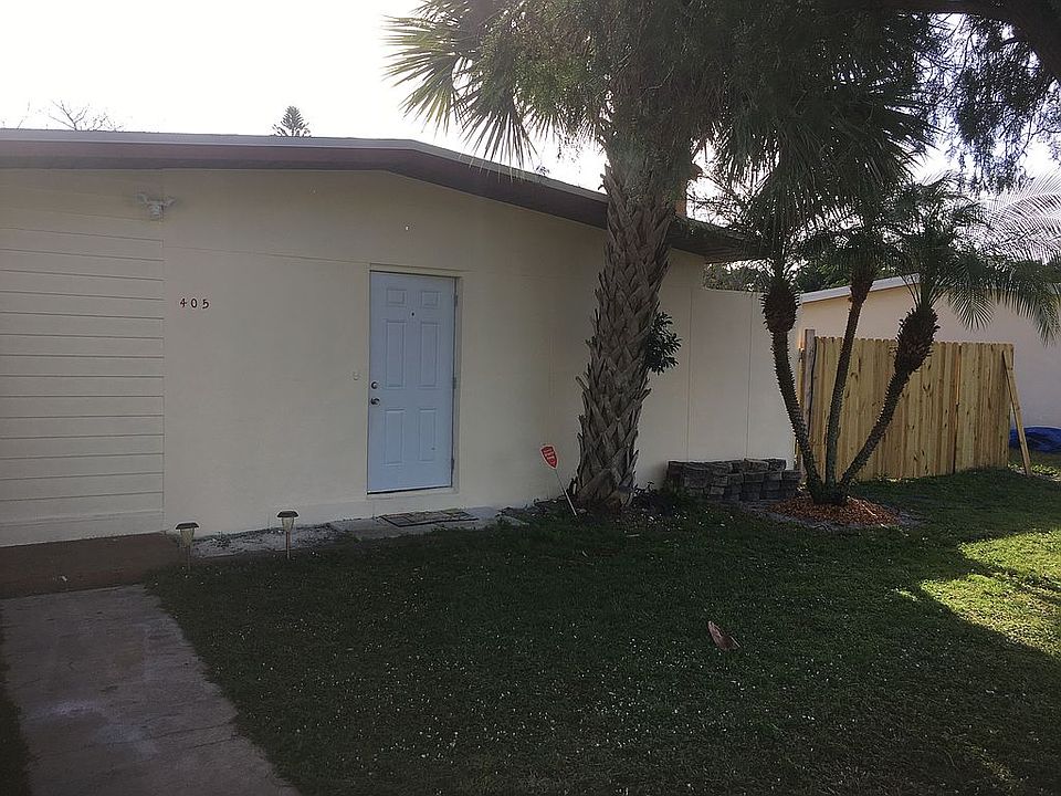 1st image of 405 SE Abeto Ln
