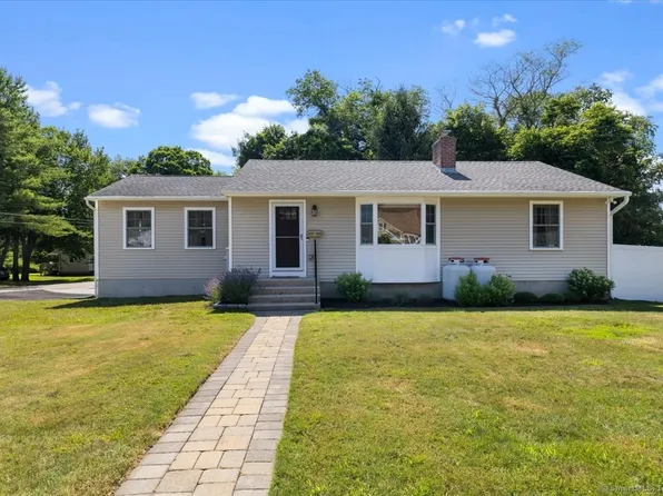 25 King Street, Old Saybrook, CT 06475