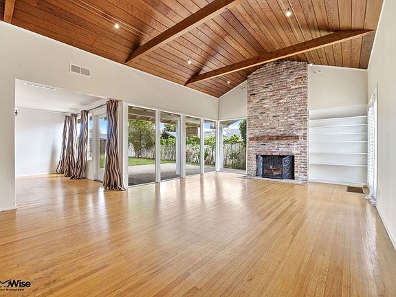 5th image of 536 W Hillsdale Blvd