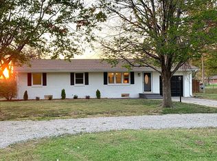1801 Wesbrook Dr, Hutchinson, KS 67502