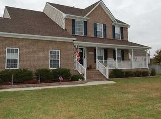 226 Berry Ridge Ln, Suffolk, VA 23435