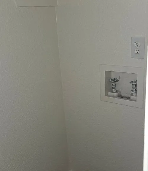 3204 Hereford Ln — Photo 22