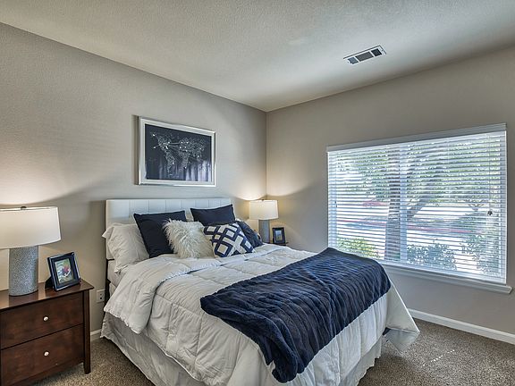 4th image of 90 Miller Ave #4308