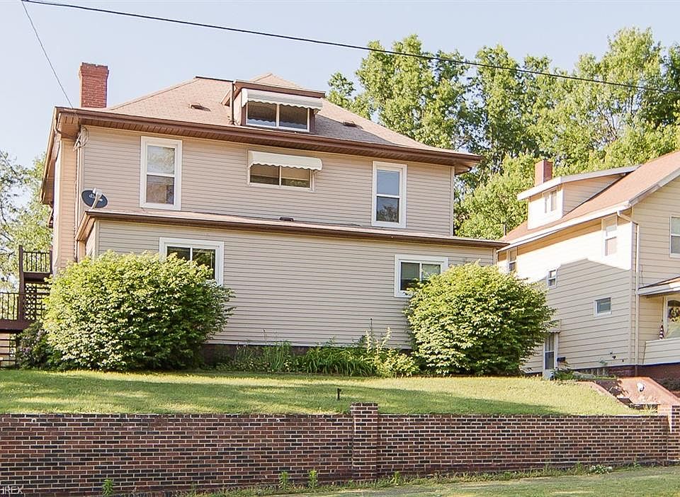 1st image of 263 E Tuscarawas Ave