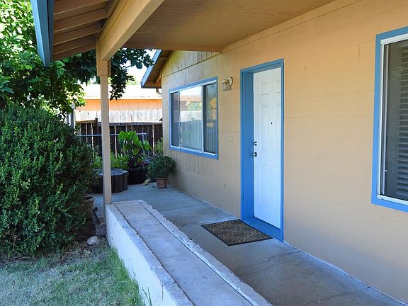 2nd image of 6121 Laurine Way