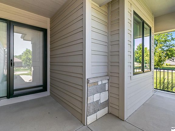 3rd image of 1404 S 200 Avenue Cir
