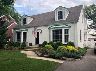 773 Highview Ter, Lake Forest, IL 60045