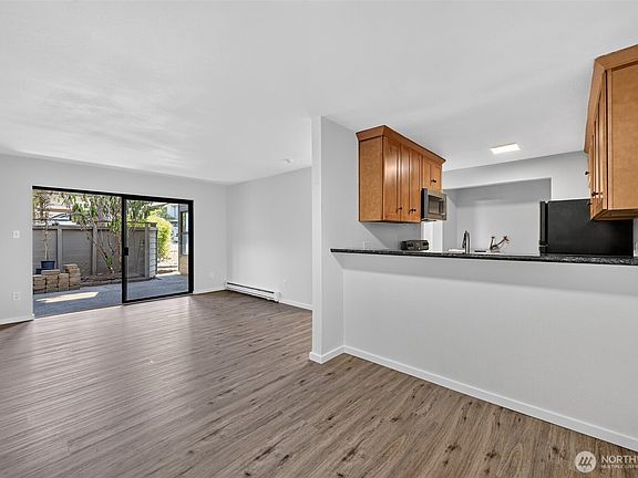 3rd image of 2508 S 317th Street #208