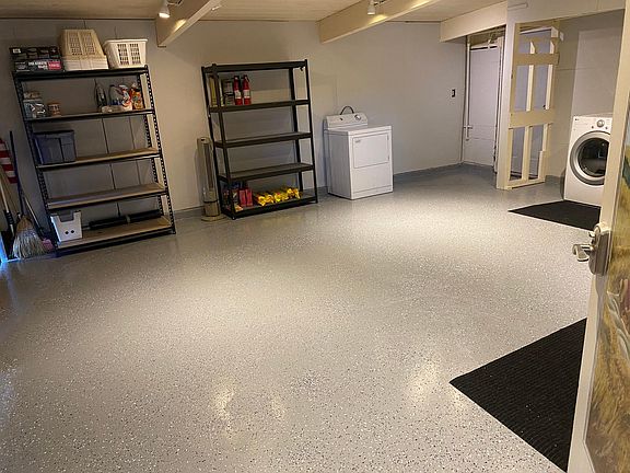 4th image of 770 Seminole Way