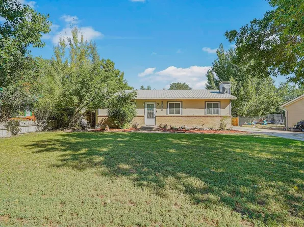 718 E Rio Blanco Ave, Rangely, CO 81648