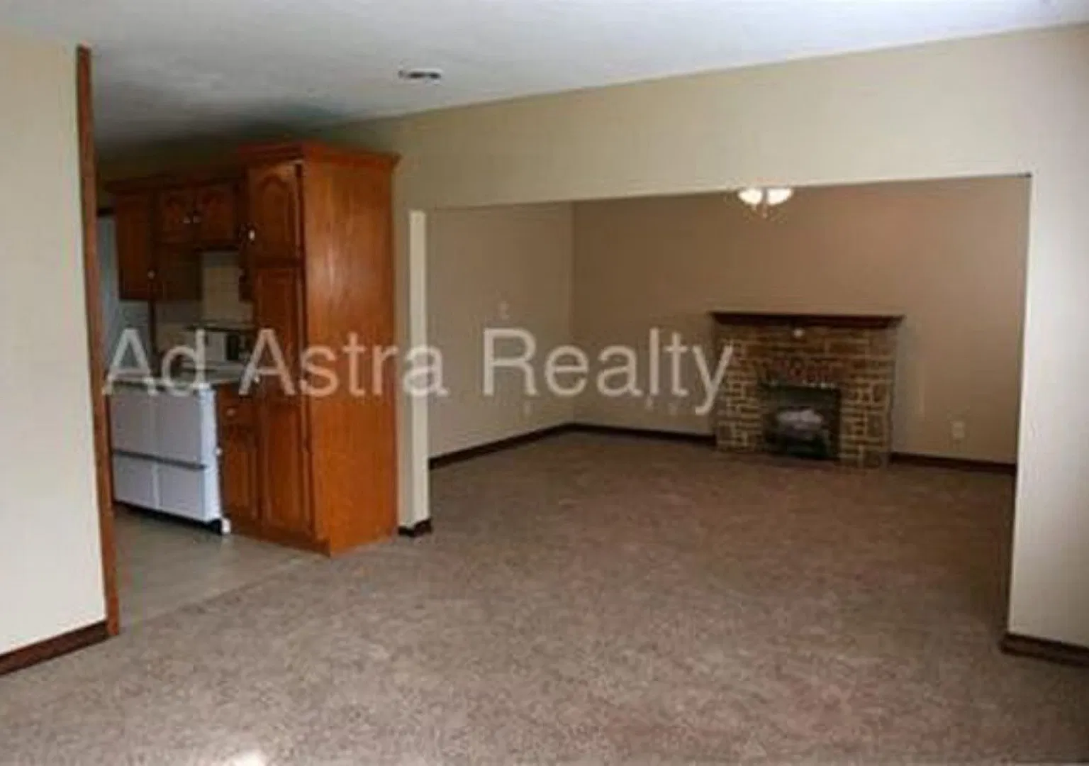 Updated 3 Bed 1 Bath Home In Kcmo-Available In October!! — Photo 3