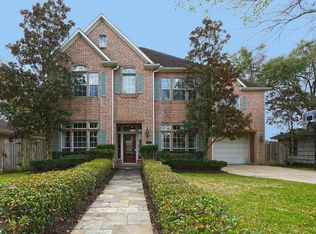 4905 Imperial St, Bellaire, TX 77401