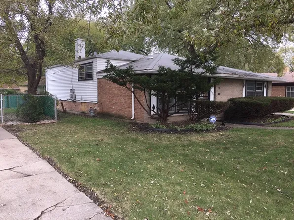 1058 E 161st Pl, Hazel Crest, IL 60473