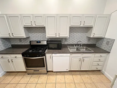 4419 Butler St #2 Photo 1