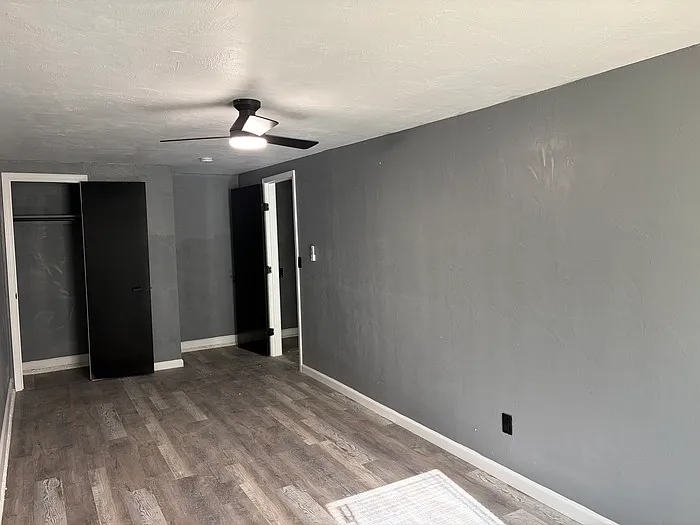 5924 N College St — Photo 15