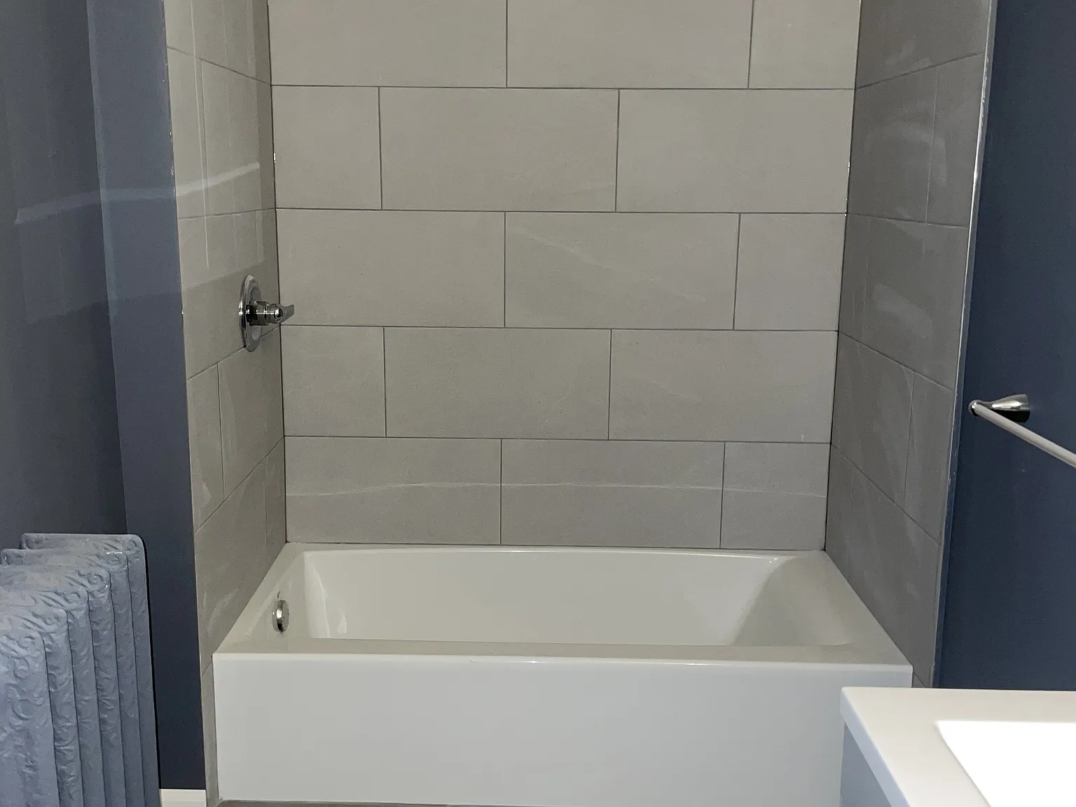 2 bed, 1000 sqft, $1,850 — Photo 4
