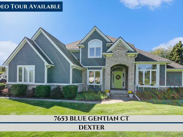 7653 Blue Gentian Ct, Dexter, MI 48130