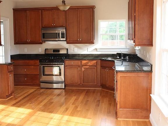 2nd image of 4008 Brians Ln