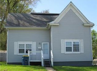 203 E Pine St, Liberty, MO 64068