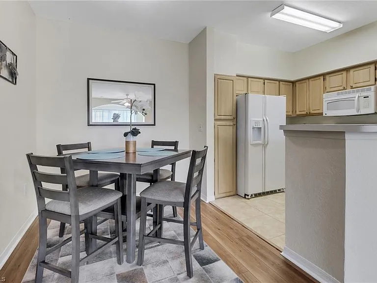 23600 Walden Center Dr #304 — Photo 11