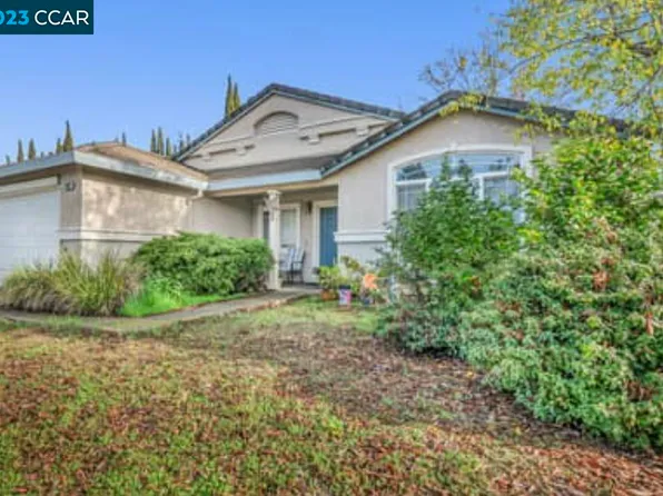 2102 Lighthouse Dr, Fairfield, CA 94534