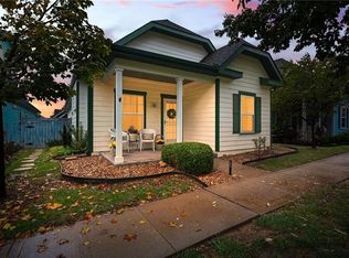 925 SW Redbuck Cir, Lees Summit, MO 64081