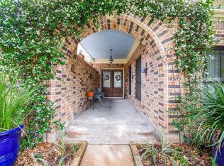 1023 Cardinal Ave, Sugar Land, TX 77478