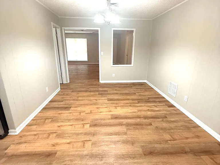 6319 Pinebrook Dr — Photo 4