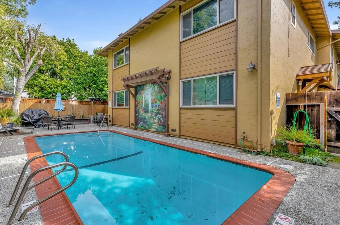 Studio, 268 sqft, $2,950 — Photo 3
