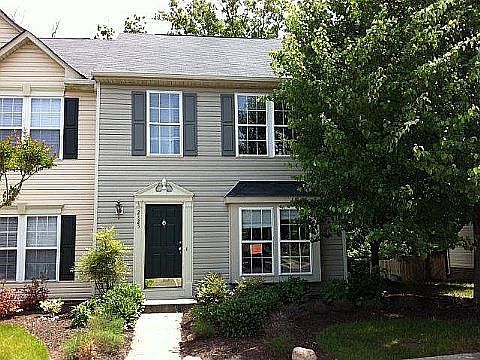1st image of 2825 Queensland Dr