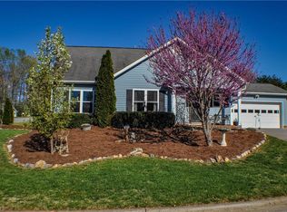 1506 Hawkcrest Ln, Winston Salem, NC 27127