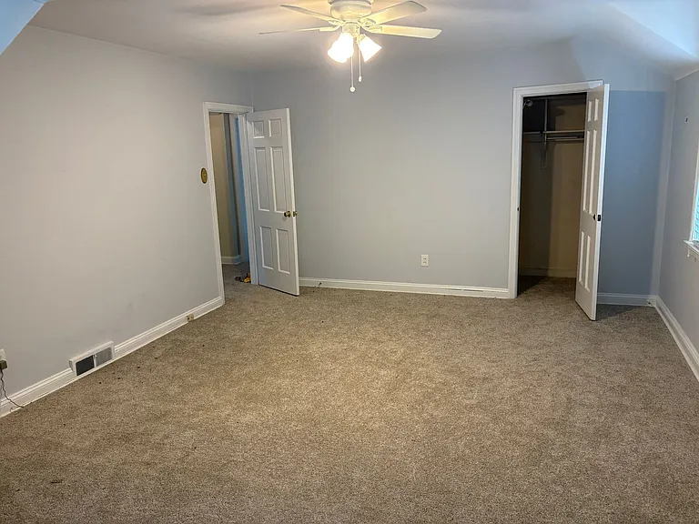 1011 Providence Rd — Photo 13
