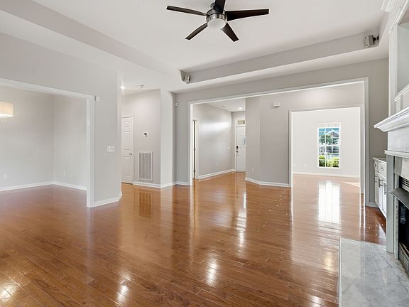 4th image of 913 Leblanc Ct