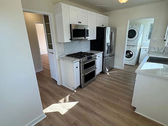 5th image of 100 Pinal Ave #A