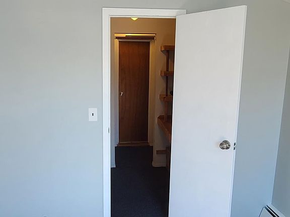 Walkthrough closet