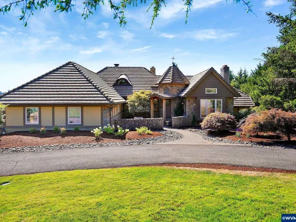 15363 Hillcrest Ln NE, Silverton, OR 97381