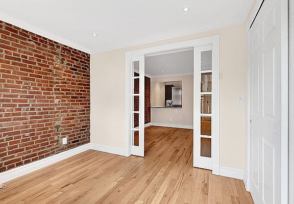 2nd image of 344 E 85th St APT 4H
