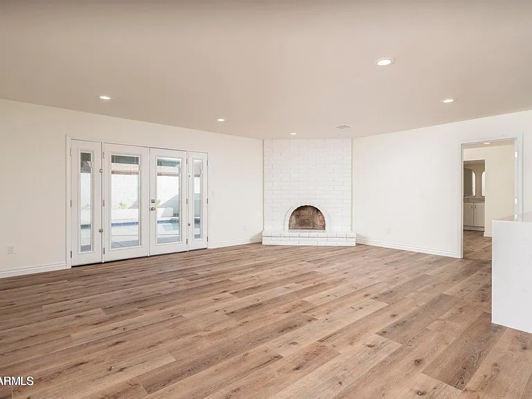 6016 E Evans Dr — Photo 6