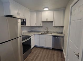 1100 Macon St, Aurora, CO 80010