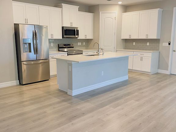 4th image of 1376 Torgerson Rd SE