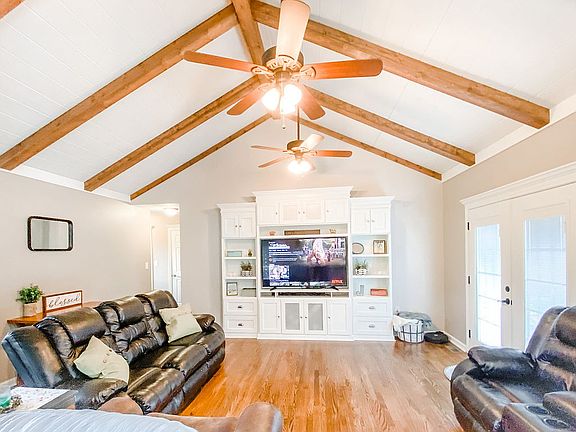 3rd image of 15172 Northwoods Trl