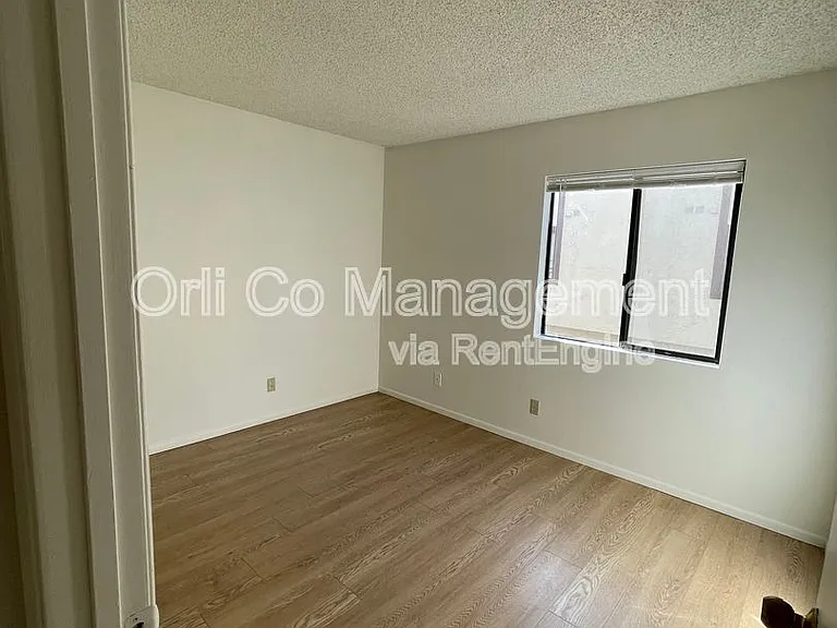 27944 Tyler Ln #443 — Photo 13