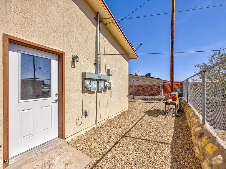 4120 Olympic Ave #B — Photo 21