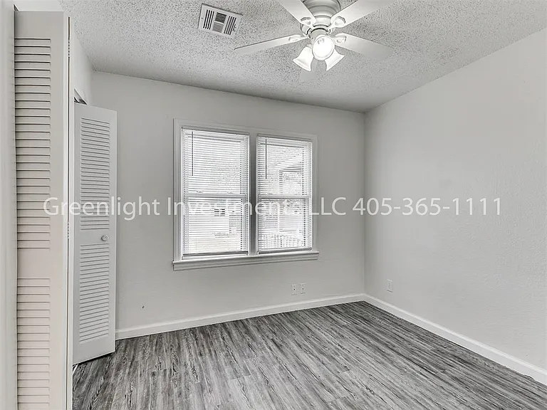 1509 Oelke Dr — Photo 15