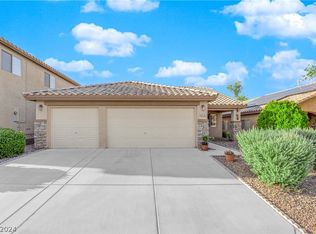 8316 Valley Stream Ave, Las Vegas, NV 89131